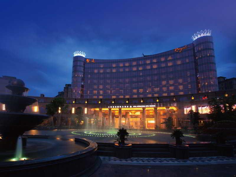 Royal International Hotel Shanghai - Pudong International Airport Екстериор снимка